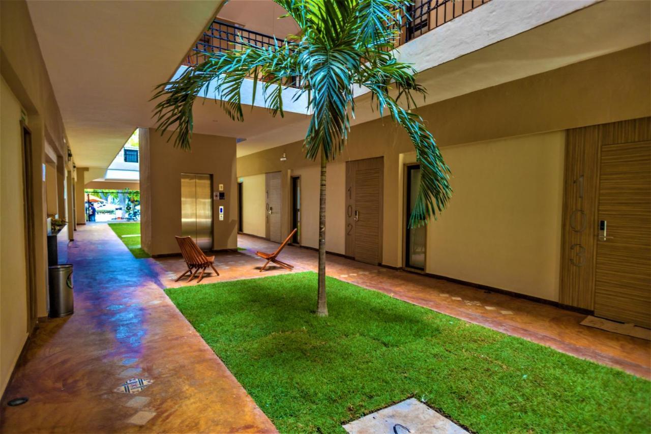 Hotel Plaza By Kavia Merida Exterior photo